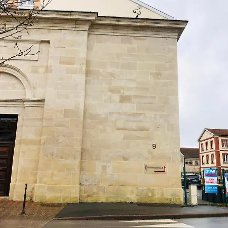 Lejlighed Superbe Type Loft En Duplex Rue Buat