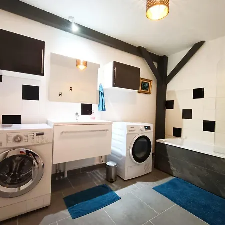 Apartment Superbe Type Loft En Duplex Rue Buat *